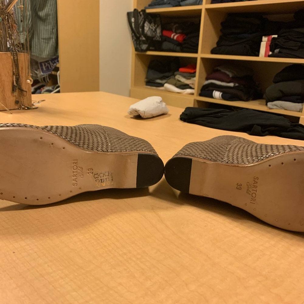 Sartori Italian leather shoes like new.